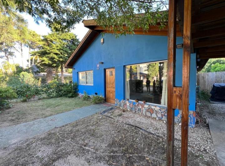 Casa · 130m² · 5 Ambientes · 1 Cochera