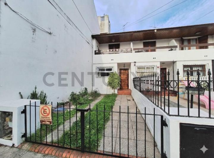 Casa · 90m² · 3 Ambientes · 1 Cochera