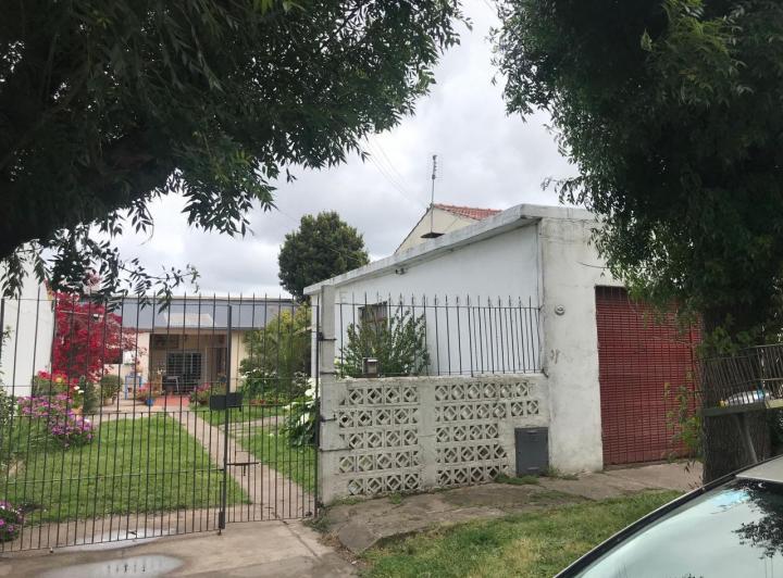Casa · 3 Ambientes · 2 Cocheras