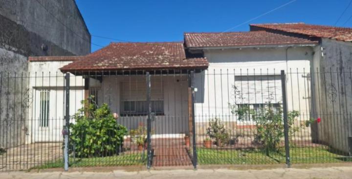 Casa · 3 Ambientes · 1 Cochera