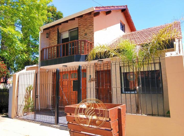 Casa · 81m² · 4 Ambientes · 1 Cochera