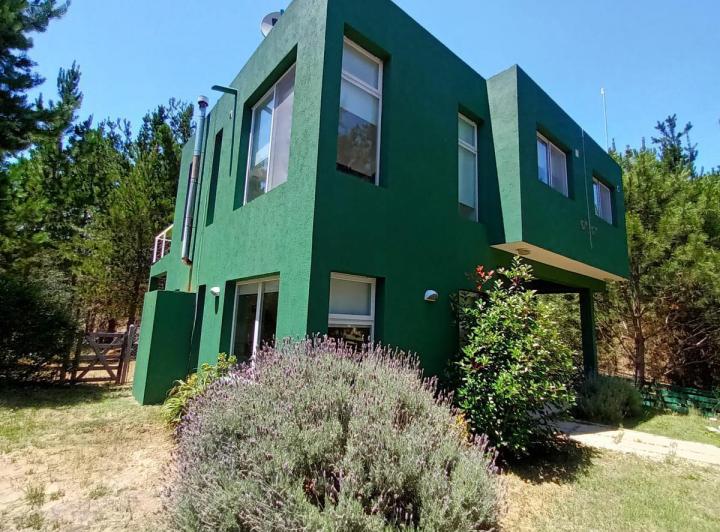 Casa · 147m² · 5 Ambientes · 1 Cochera