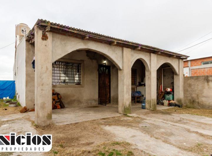 Casa · 1m² · 3 Ambientes