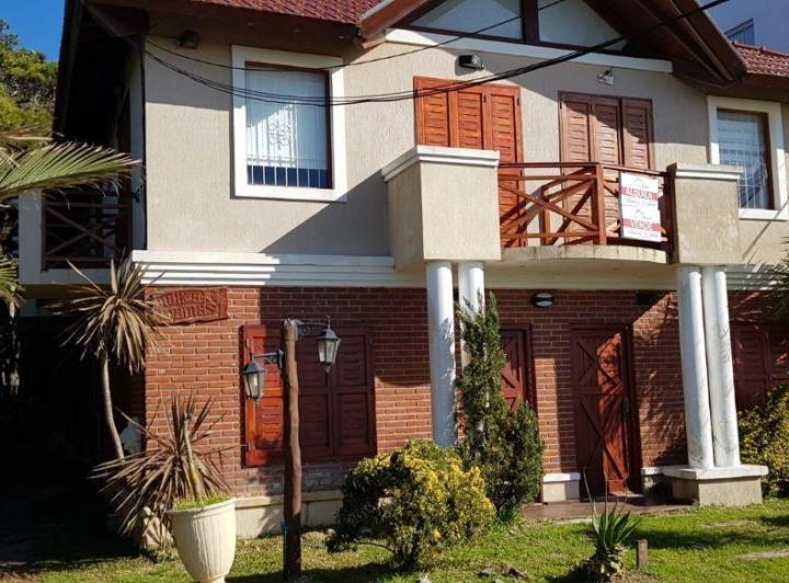 Casa · 58m² · 4 Ambientes · 1 Cochera