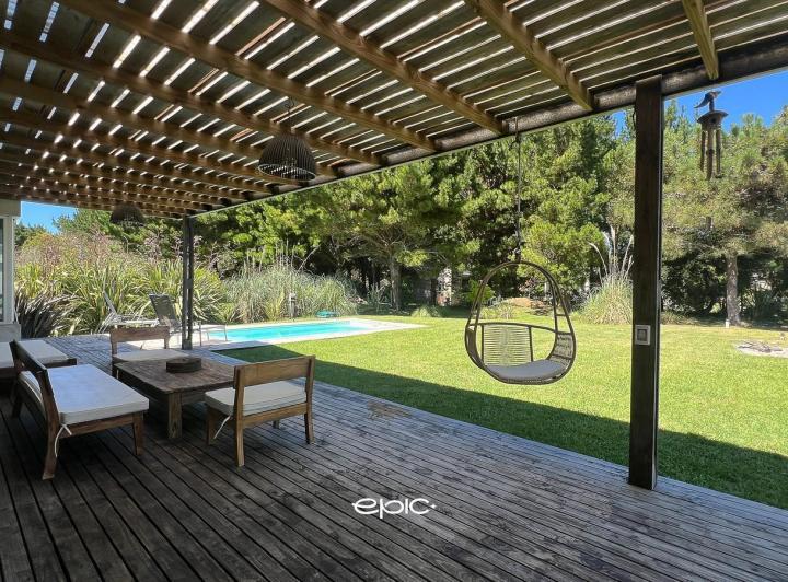 Casa · 190m² · 4 Ambientes · 1 Cochera