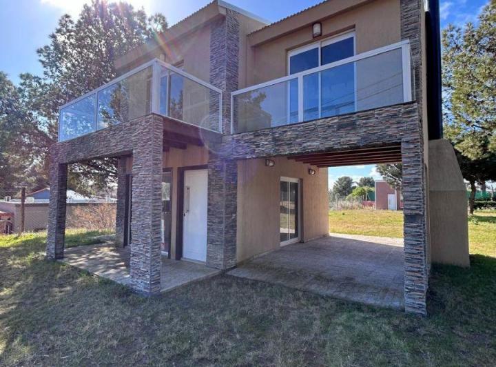Casa · 110m² · 4 Ambientes