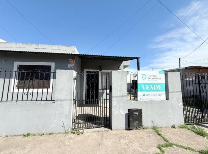 Casa · 60m² · 3 Ambientes · 3 Cocheras