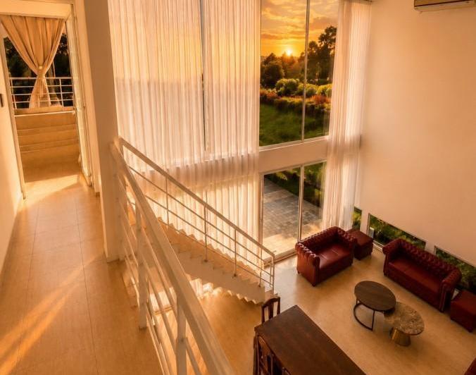 Casa · 342m² · 4 Ambientes · 1 Cochera