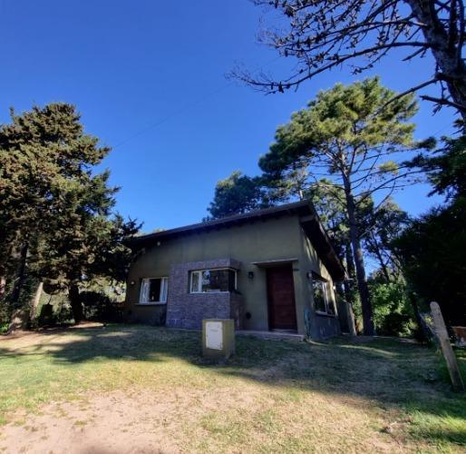 Casa · 70m² · 3 Ambientes · 1 Cochera
