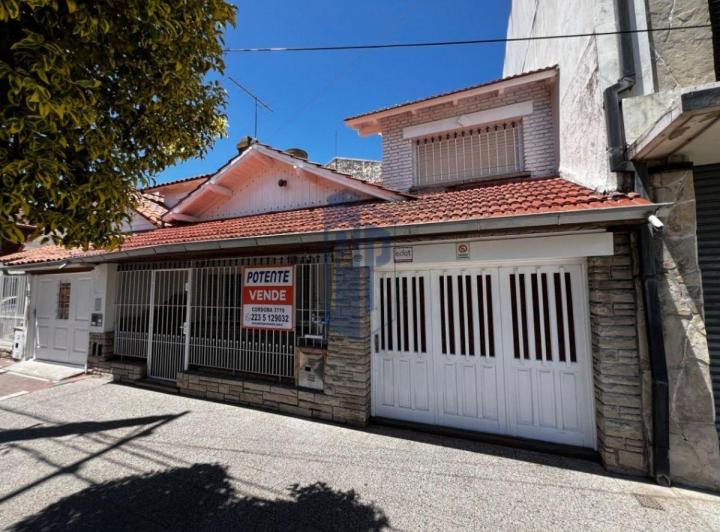Casa · 110m² · 3 Ambientes · 1 Cochera