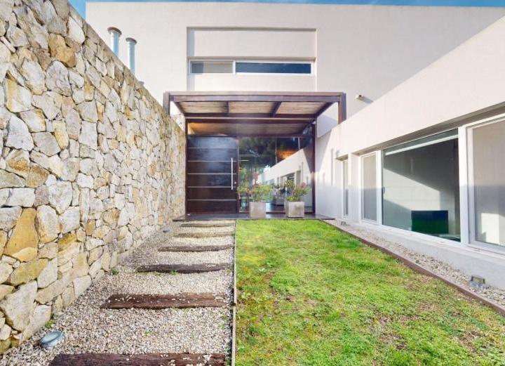 Casa · 287m² · 5 Ambientes