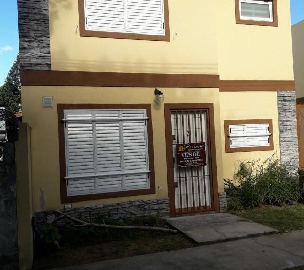 Casa · 70m² · 3 Ambientes · 1 Cochera