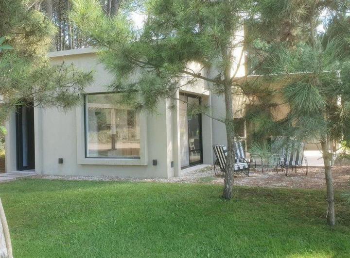 Casa · 135m² · 4 Ambientes