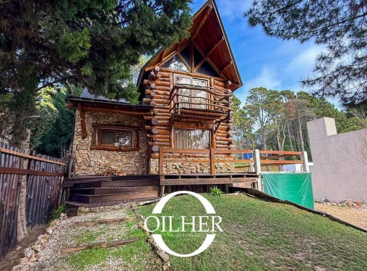 Casa · 100m² · 4 Ambientes · 1 Cochera