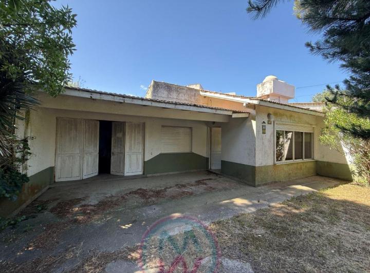 Casa · 77m² · 3 Ambientes · 1 Cochera