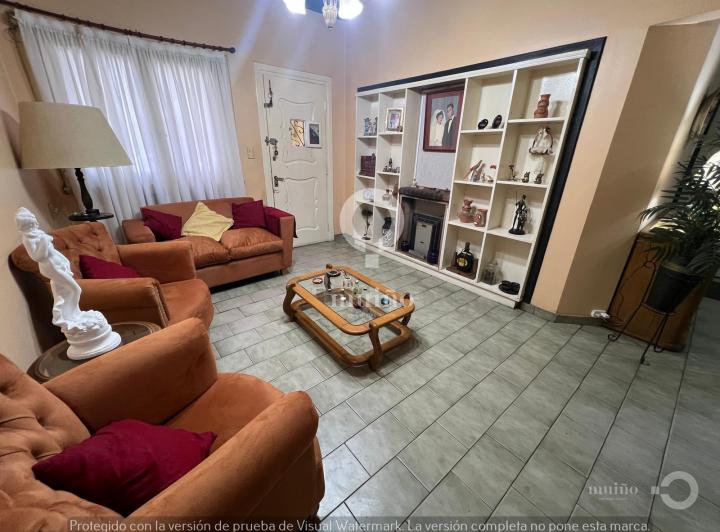 Casa · 130m² · 4 Ambientes · 1 Cochera