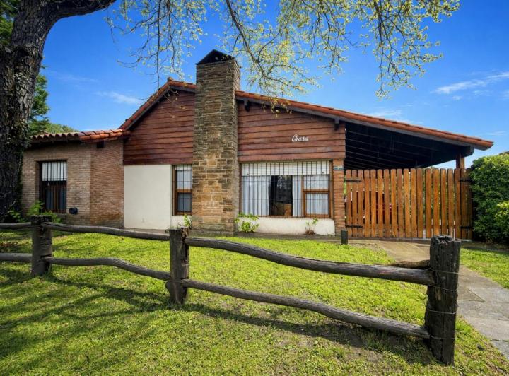 Casa · 116m² · 4 Ambientes · 1 Cochera