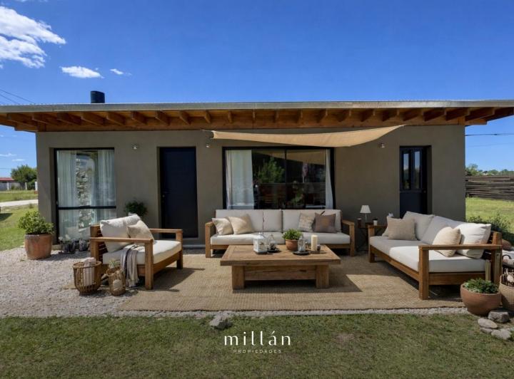 Casa · 87m² · 3 Ambientes · 1 Cochera