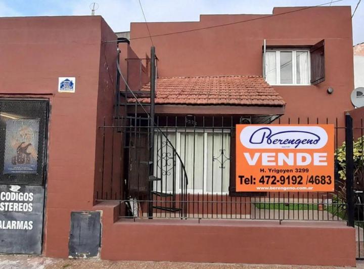Casa · 90m² · 3 Ambientes · 1 Cochera