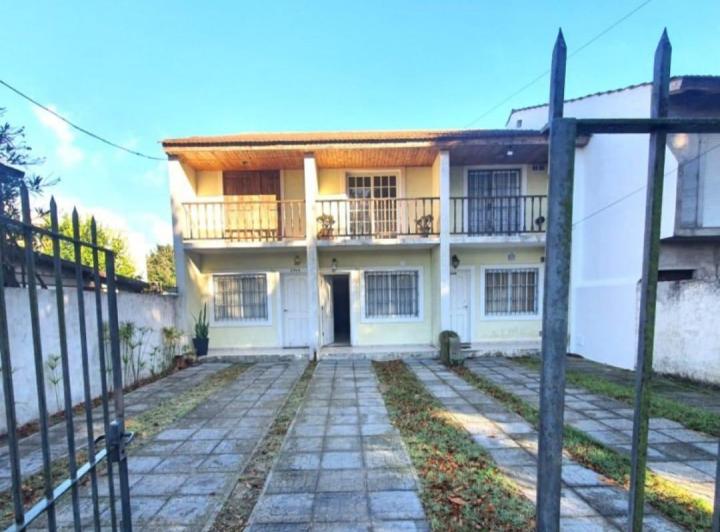 Casa · 125m² · 5 Ambientes · 1 Cochera