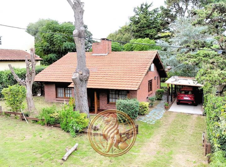 Casa · 100m² · 3 Ambientes · 1 Cochera