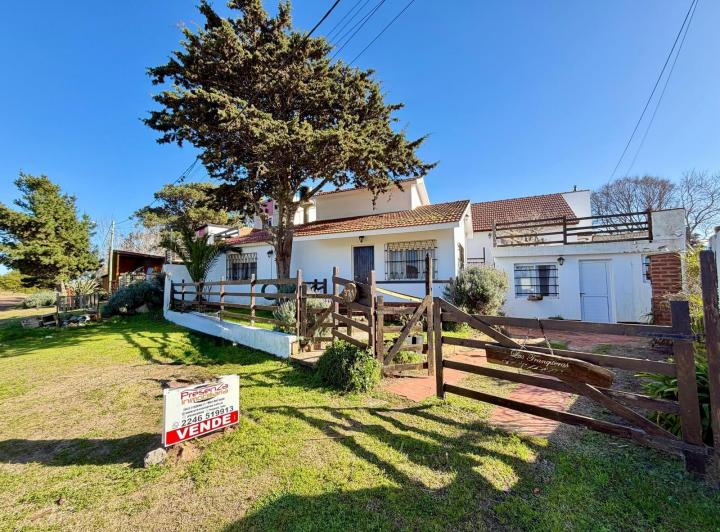 Casa · 450m² · 7 Ambientes · 1 Cochera