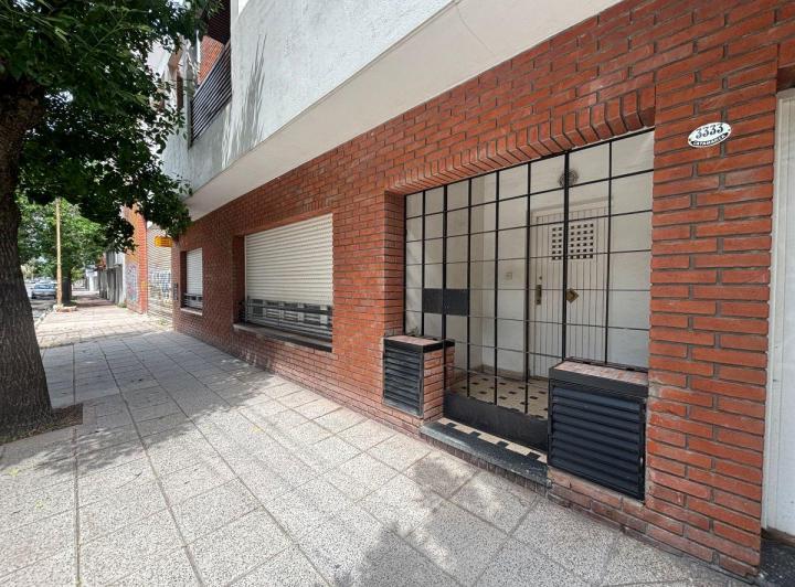 Casa · 200m² · 5 Ambientes · 1 Cochera