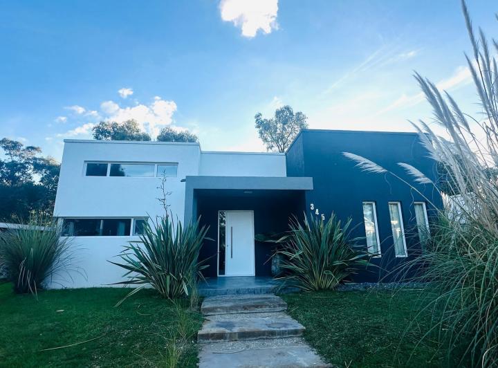 Casa · 135m² · 3 Dormitorios
