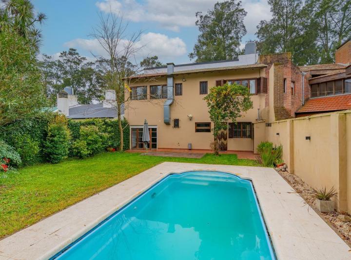 Casa · 197m² · 5 Ambientes