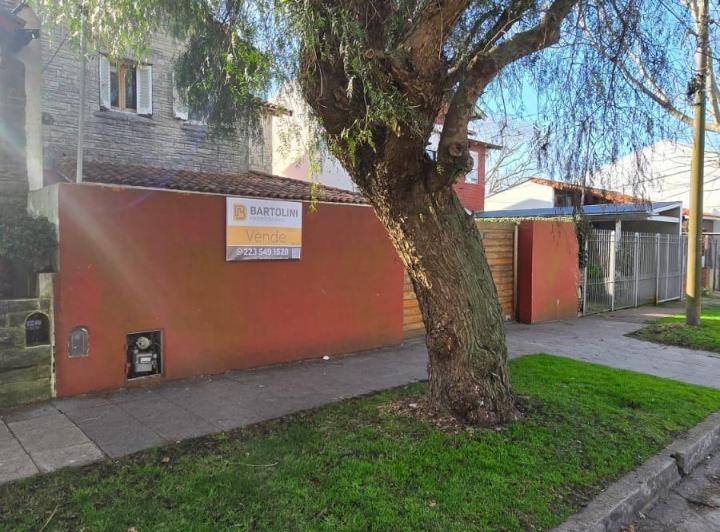 Casa · 189m² · 3 Ambientes · 2 Cocheras