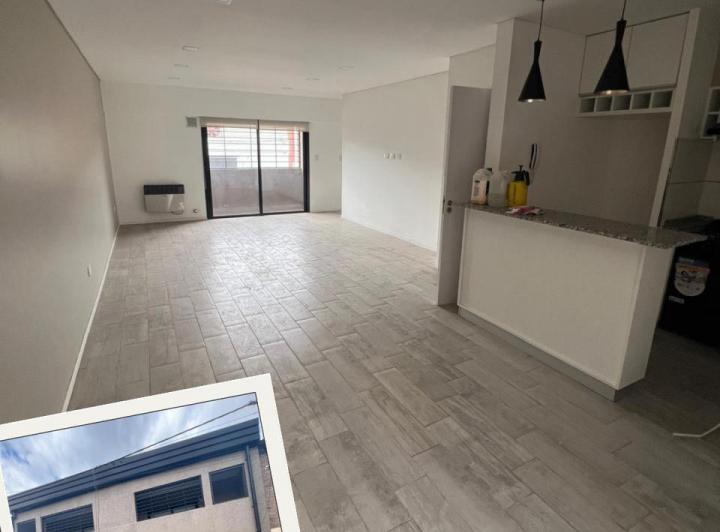 Casa · 80m² · 2 Dormitorios