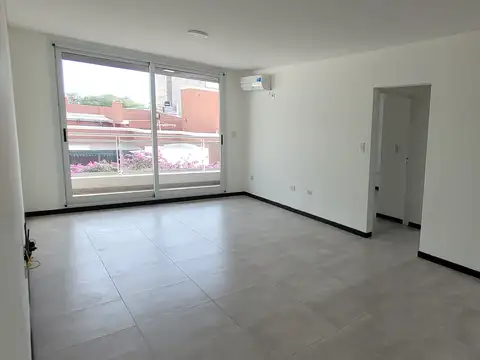 Alquiler de excelente departamento 1 dormitorio - balcón, pileta y seguridad 24hs -  cochera opcional - torre ii - mitre 526 - 5to c