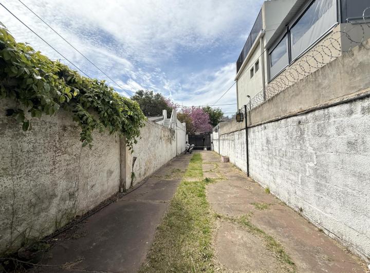Casa · 140m² · 3 Ambientes · 1 Cochera