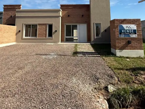 Casa 2 dormitorios a estrenar en zona norte