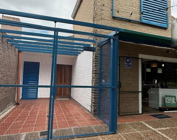Casa · 95m² · 7 Ambientes · 1 Cochera