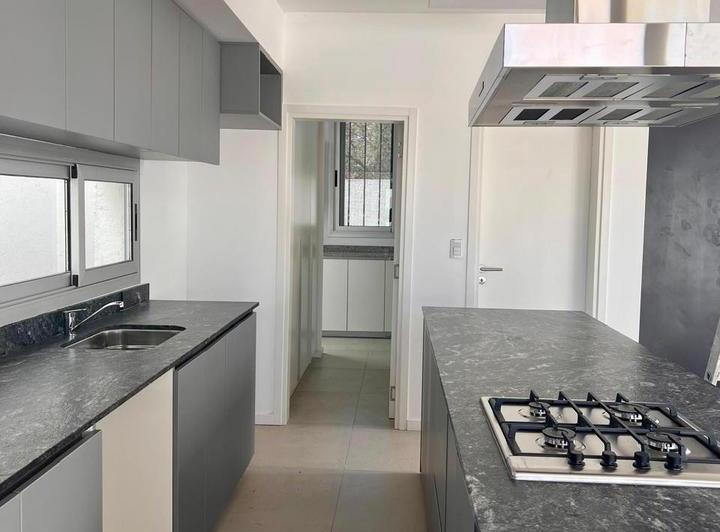 Casa · 159m² · 3 Ambientes