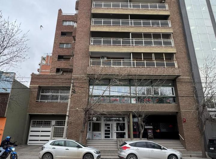 Departamento · 70m² · 4 Ambientes · 1 Cochera