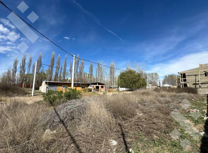 Terreno · 352m²