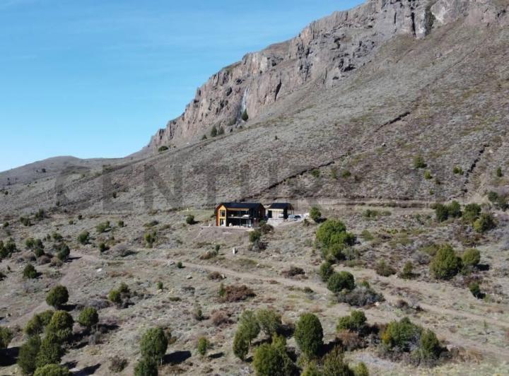 Casa · 1000m²