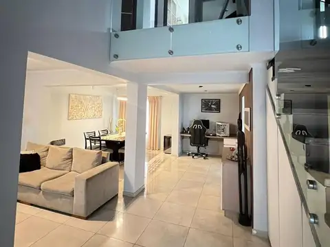 Openhouse vende casa en barrio cementista residencial