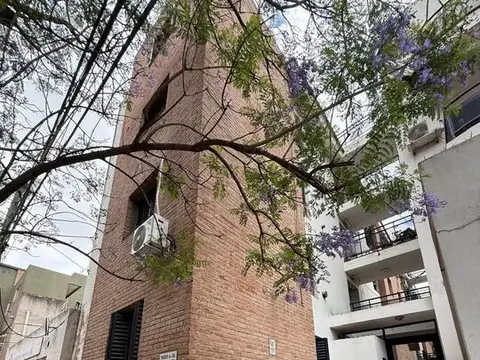 Venta departamento 1 dormitorio pb alto alberdi