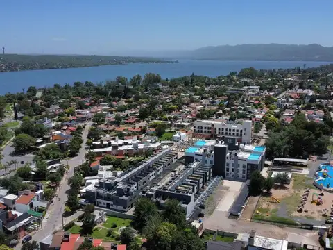 Venta triplex villa carlos paz amoblado  miralejos