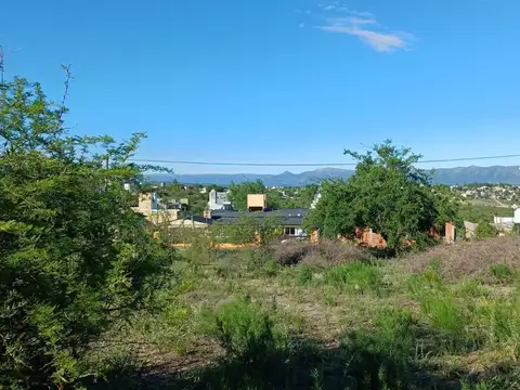 Venta lote con servicios - tanti, córdoba