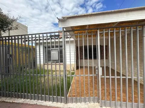 Venta casa 3 dormitorios altos de general paz cba