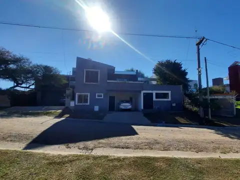 Casa venta 3 dorm cuesta colorada calera córdoba