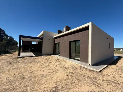 Exclusiva propiedad en acquavista villa residencia