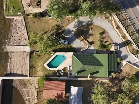 Casa frente al lago - costa azul