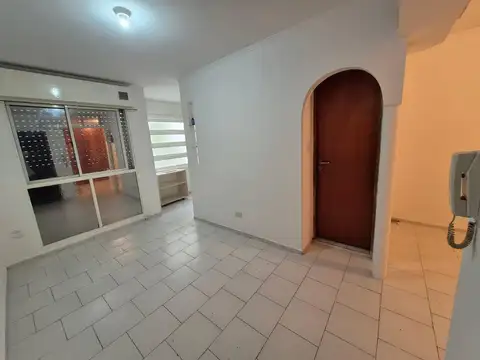 Excelente monoambiente