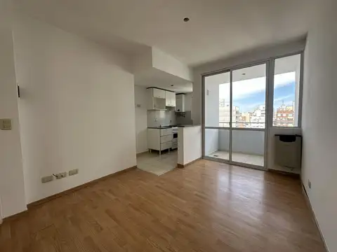 Departamento en alquiler de un dormitorio + doble balcon