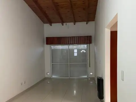 Departamento en alquiler de 2 dormitorios en centro, roldán